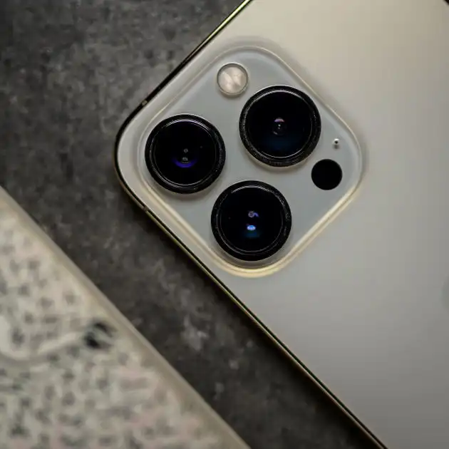 Apple iPhone 13 Pro camera